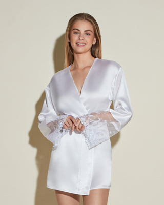 Sanika Silk Robe White - Bombing Bubble